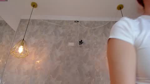 MAEE ANGELS online show from November 23, 2025, 10:20 pm