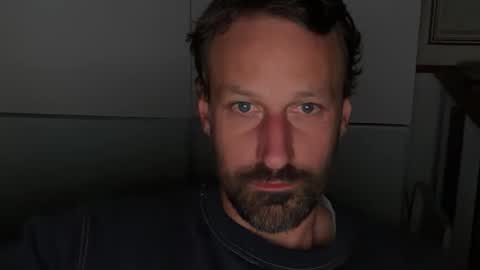 maenu_69 online show from October 13, 2025, 9:04 pm