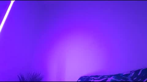 maevalova online show from October 15, 2025, 4:45 am