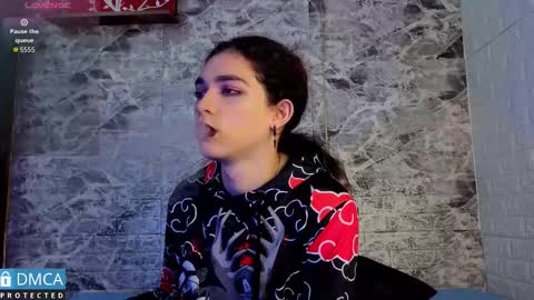 maevekuro online show from December 17, 2025, 3:12 am