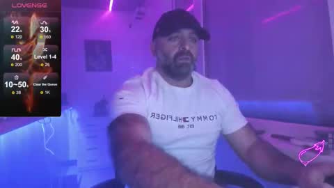Magabear online show from November 28, 2025, 5:04 pm