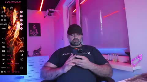 Snapshot of magabear chatting on June 22, 2026, 3:25 am Magabear online show from June 22, 2026, 3:25 am