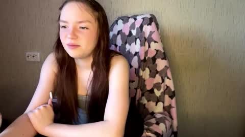 Marie online show from March 19, 2026, 11:25 am