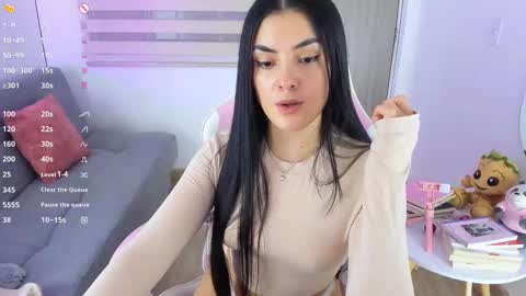 Eva online show from October 27, 2025, 3:49 pm