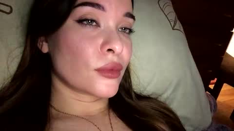 magggg658318 online show from October 11, 2025, 4:05 pm