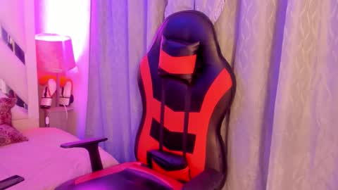 Snapshot of maggie_greene chatting on February 11, 2026, 12:54 pm Maggie online show from February 11, 2026, 12:54 pm