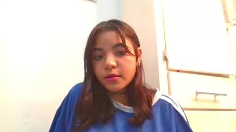 Snapshot of maggie_love77 chatting on October 20, 2025, 3:40 am maggie online show from October 20, 2025, 3:40 am