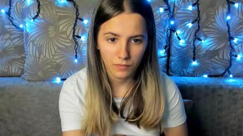 Maggie online show from October 25, 2025, 1:24 am