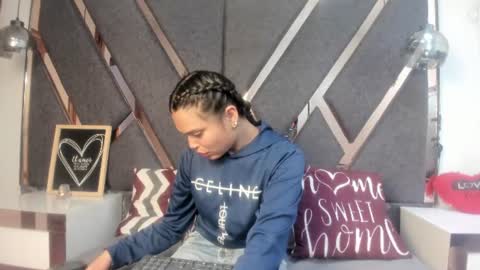 Snapshot of maggyx_69 chatting on June 15, 2026, 2:52 pm Kimy online show from June 15, 2026, 2:52 pm
