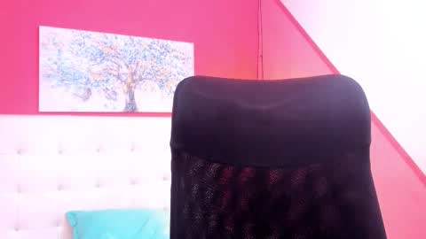 My name is magic axa grahamDont forget to follow me IG online show from November 21, 2025, 8:29 pm