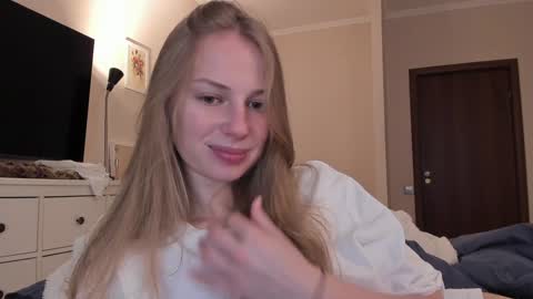 Alice  online show from December 16, 2024, 10:08 am