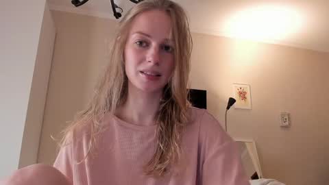 Alice  online show from January 21, 2025, 11:35 am