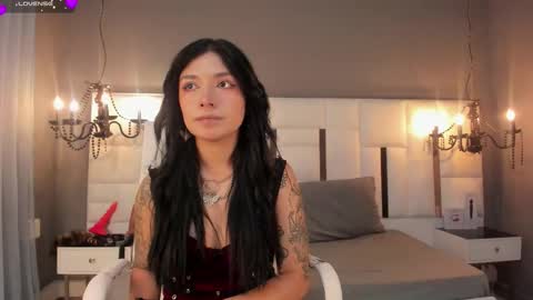 Snapshot of magic_isis_ chatting on January 16, 2026, 4:38 am Magic isis online show from January 16, 2026, 4:38 am