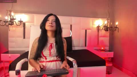 Snapshot of magic_isis_ chatting on February 3, 2026, 6:00 am Magic isis online show from February 3, 2026, 6:00 am