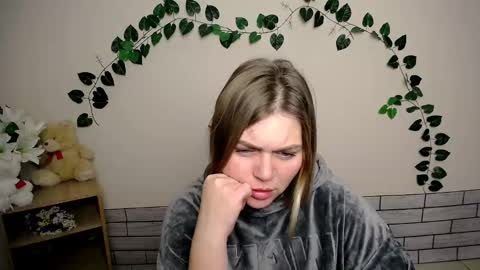 magic_katarina_ online show from January 16, 2025, 9:05 am