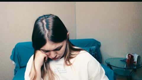 magic_katarina_ online show from October 28, 2025, 3:36 pm