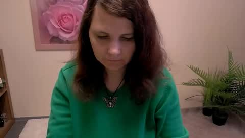 Snapshot of magic_kristy chatting on June 3, 2026, 7:44 am Kristy online show from June 3, 2026, 7:44 am