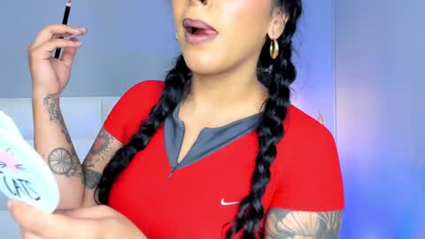 Snapshot of magic_marg chatting on January 31, 2025, 9:05 pm Marge online show from January 31, 2025, 9:05 pm