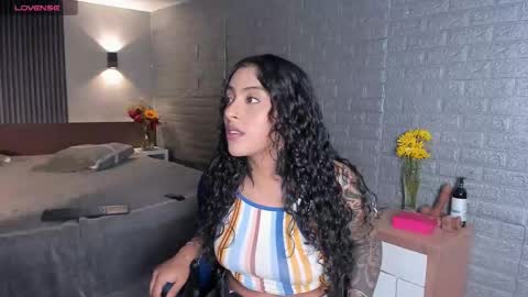 Snapshot of magic_marg chatting on September 29, 2025, 9:52 pm Marge online show from September 29, 2025, 9:52 pm