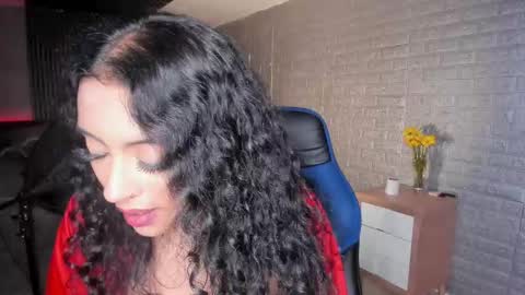 Snapshot of magic_marg chatting on October 3, 2025, 10:18 pm Marge online show from October 3, 2025, 10:18 pm