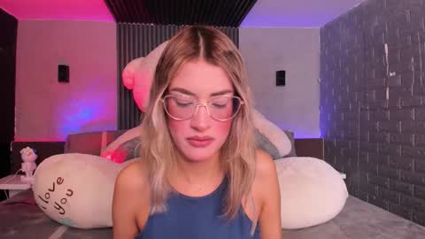 Snapshot of magic_rouse chatting on March 3, 2026, 4:07 am M Rss online show from March 3, 2026, 4:07 am