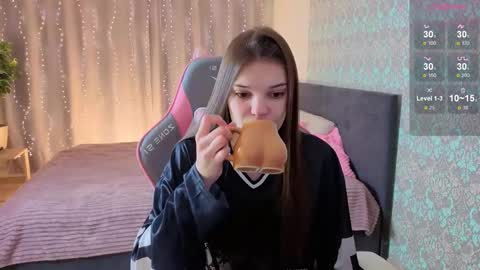 Snapshot of magic_shy chatting on February 15, 2026, 1:24 am Merry online show from February 15, 2026, 1:24 am