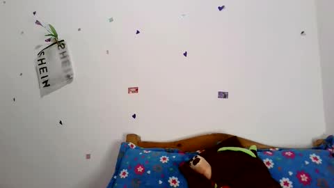 Snapshot of magic_trans_girl chatting on April 28, 2026, 2:10 am vivis brina online show from April 28, 2026, 2:10 am