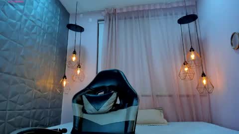Snapshot of magic_zahara chatting on May 6, 2026, 3:57 am magic_zahara online show from May 6, 2026, 3:57 am