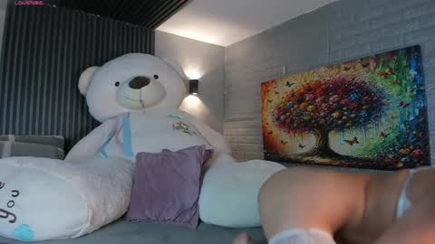 Snapshot of magic_zahara chatting on May 31, 2026, 4:09 am magic_zahara online show from May 31, 2026, 4:09 am