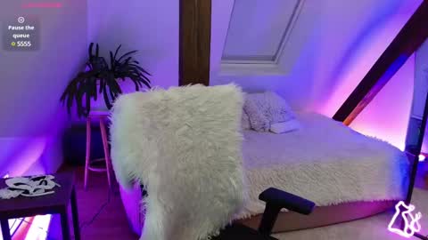 Snapshot of magic_zooey chatting on January 9, 2025, 6:36 pm Zooey online show from January 9, 2025, 6:36 pm