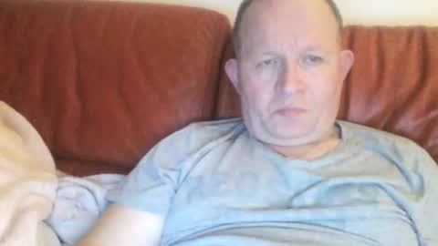 magicman250 online show from December 14, 2025, 11:31 pm