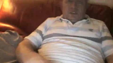 Snapshot of magicman250 chatting on February 1, 2026, 11:25 pm magicman250 online show from February 1, 2026, 11:25 pm