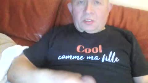 Snapshot of magicman250 chatting on February 14, 2026, 12:51 am magicman250 online show from February 14, 2026, 12:51 am