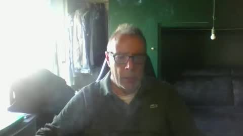 Snapshot of magicomerlino63 chatting on October 10, 2025, 12:15 pm magicomerlino63 online show from October 10, 2025, 12:15 pm