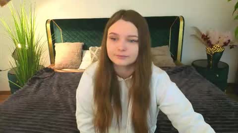 Emily online show from March 25, 2026, 7:36 am