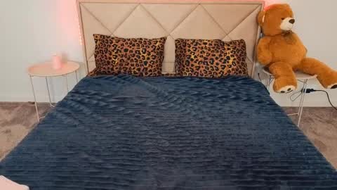 Emily online show from April 28, 2026, 6:07 am