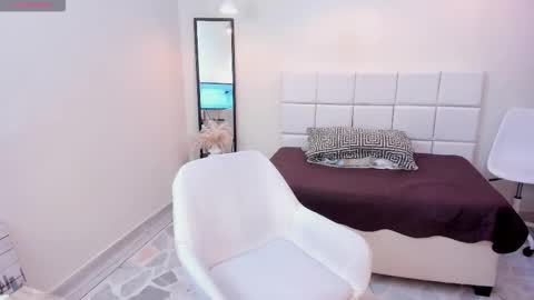 Snapshot of magicvenus111 chatting on November 6, 2025, 11:26 pm Venus online show from November 6, 2025, 11:26 pm