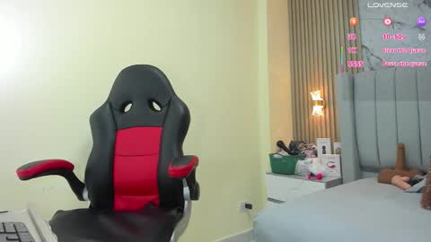 magievans1 online show from October 17, 2025, 12:41 pm