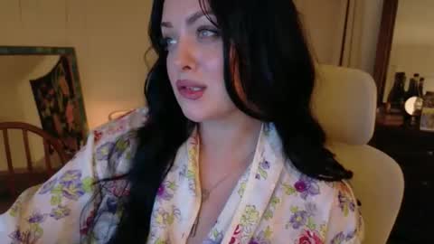 Magnolia Maggie Maggie Jane  online show from April 16, 2026, 4:57 am