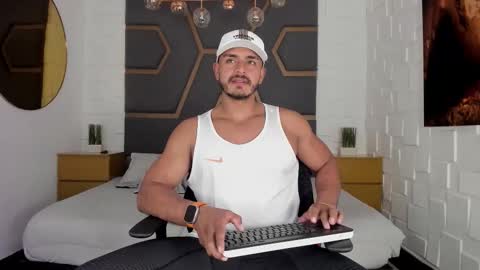 Magnusclark online show from September 15, 2025, 6:19 pm