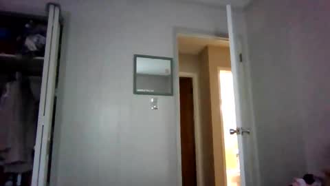 Kaye online show from December 17, 2025, 9:54 pm