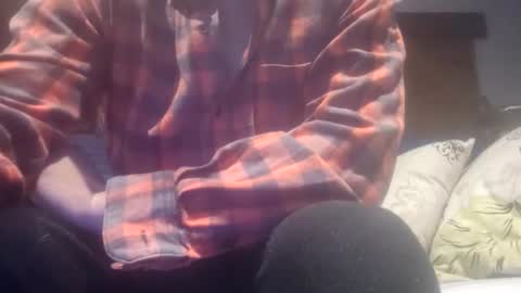 maho0 online show from October 9, 2025, 6:11 am