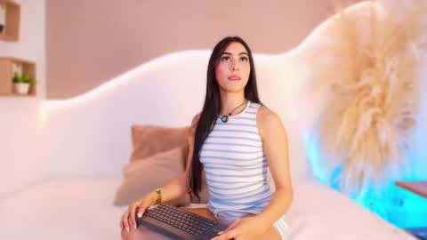 MAIA  LIA  online show from March 15, 2026, 12:38 am