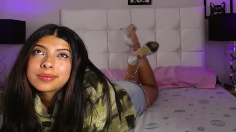 Maia Reficco online show from October 24, 2025, 12:19 am