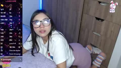 Snapshot of maiaa_evans chatting on March 5, 2025, 2:03 am    t  online show from March 5, 2025, 2:03 am