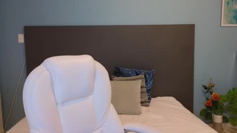 Snapshot of maiaa_ruiz chatting on December 2, 2024, 3:03 pm Maiaa Ruiz online show from December 2, 2024, 3:03 pm