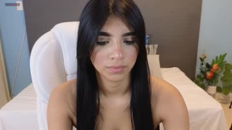 Snapshot of maiaa_ruiz chatting on December 12, 2024, 1:17 pm Maiaa Ruiz online show from December 12, 2024, 1:17 pm