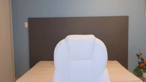 Snapshot of maiaa_ruiz chatting on December 16, 2024, 1:32 pm Maiaa Ruiz online show from December 16, 2024, 1:32 pm