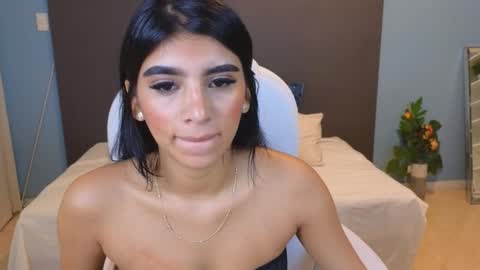 Snapshot of maiaa_ruiz chatting on January 9, 2025, 3:23 pm Maiaa Ruiz online show from January 9, 2025, 3:23 pm