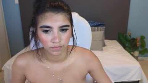 Snapshot of maiaa_ruiz chatting on January 30, 2025, 4:34 pm Maiaa Ruiz online show from January 30, 2025, 4:34 pm